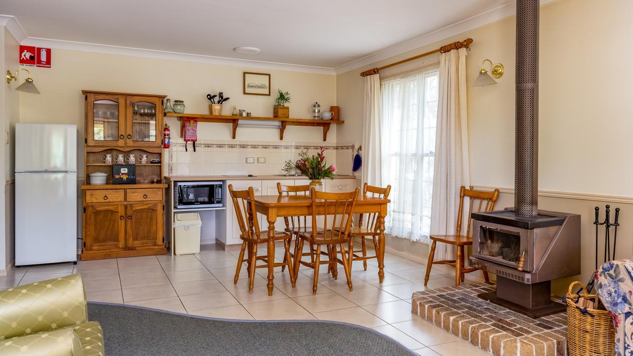 Honeysuckle Cottages Stanthorpe Ngoại thất bức ảnh